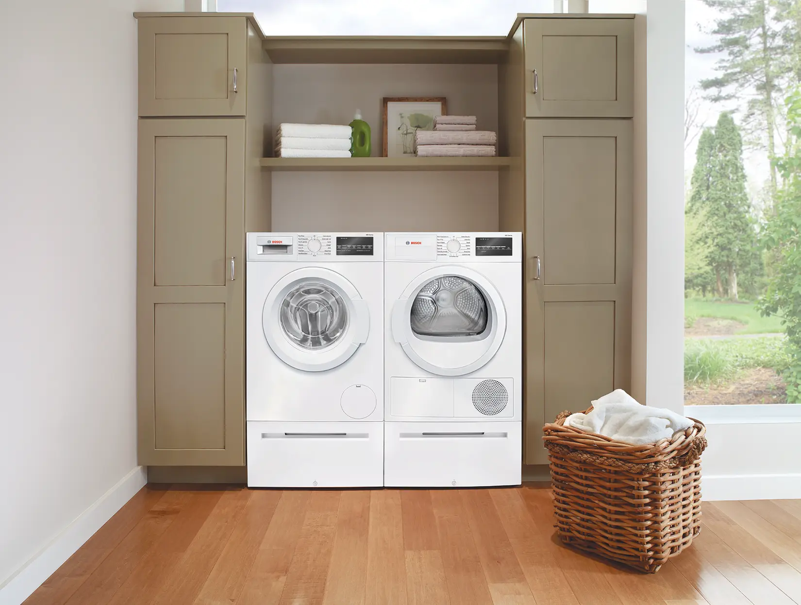 WAT28400UC Compact Washer | BOSCH CA